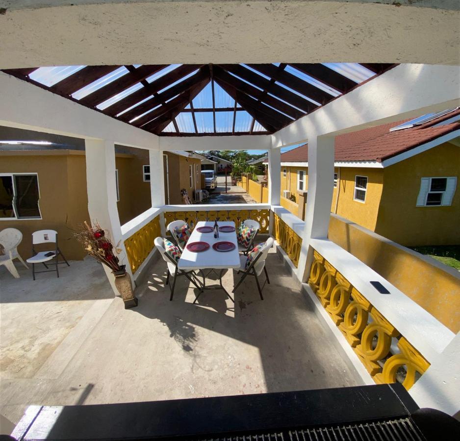 Paradise Villa Sleep 6 Private Pool Ocho Rios Buitenkant foto