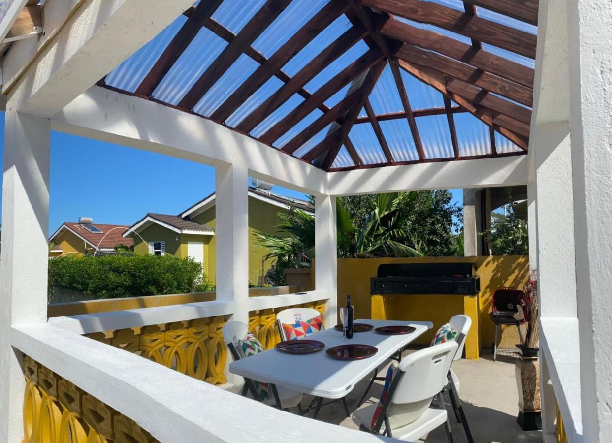 Paradise Villa Sleep 6 Private Pool Ocho Rios Buitenkant foto