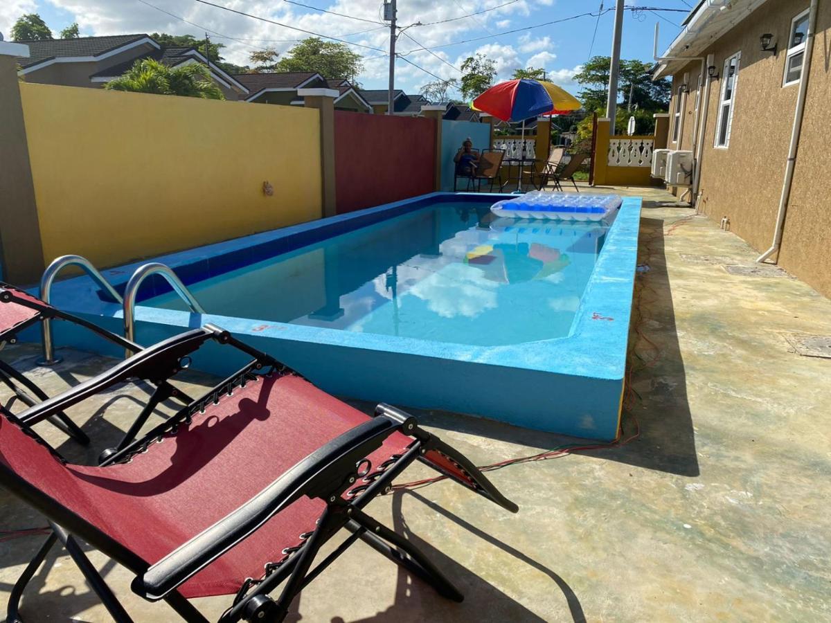 Paradise Villa Sleep 6 Private Pool Ocho Rios Buitenkant foto
